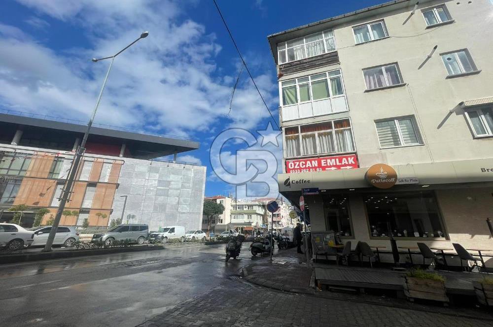 çanakkale merkez ismetpaşa'da belediye karşısı 2+1 satılık daire 90m² net