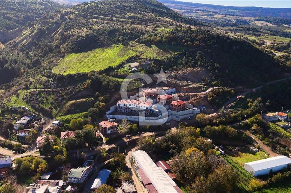 ÇANAKKALE MERKEZ SARAYCIK KÖYÜNDE SATILI 4+1 VİLLA