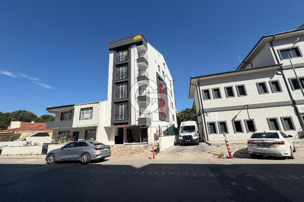 ÇANAKKALE EZiNE ADNAN MENDERES CAD. ÜZERİ SATILIK 2+1 DAİRE
