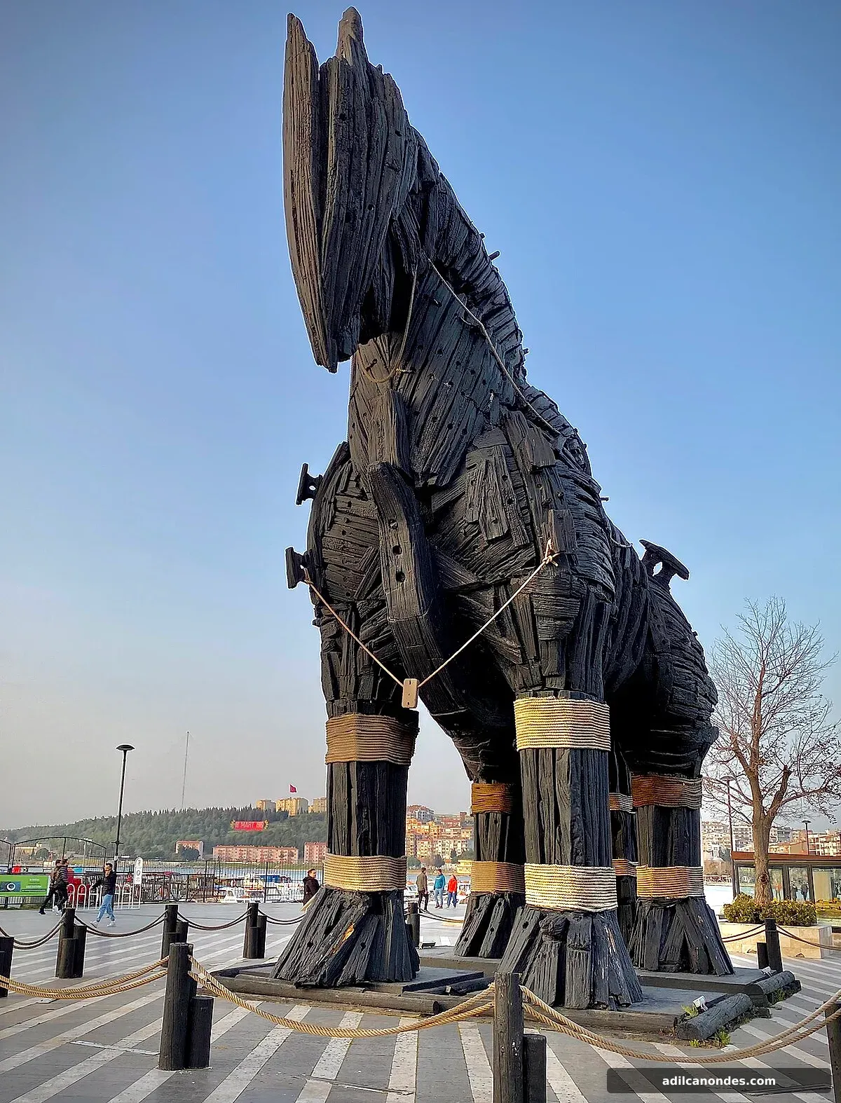 Çanakkale Kordon'daki Troya atı heykeli